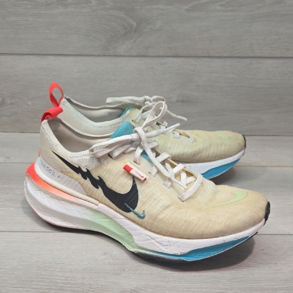 Nike Men's ZoonX Invinible Run 3 Multicolor Running Shoes Sz 6.5